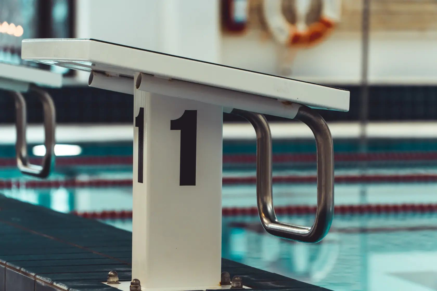 Lågedammsbadet Närbild på hoppsats på Lågedammsbadet Foto: Hussein Nassar