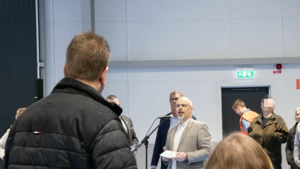 Anders Hansson, kommunstyrelseordförande, håller tal