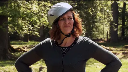 Åsa med hjälm.