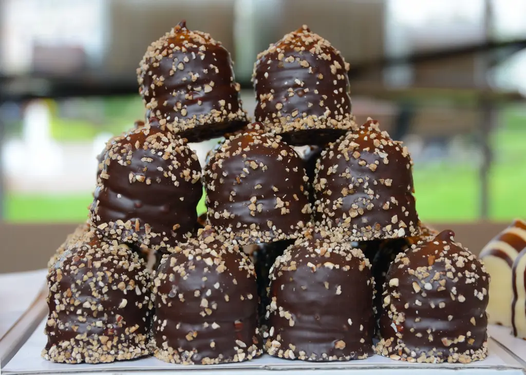 Chokladtoppar på hög