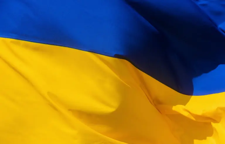 Ukrainska flaggan.