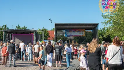 Ett hav av människor på Nya torg.