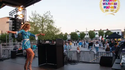 Dj Elena (aka DJ Shake) fick många att röra på sig med sina svängiga tolkningar av  ABBA.