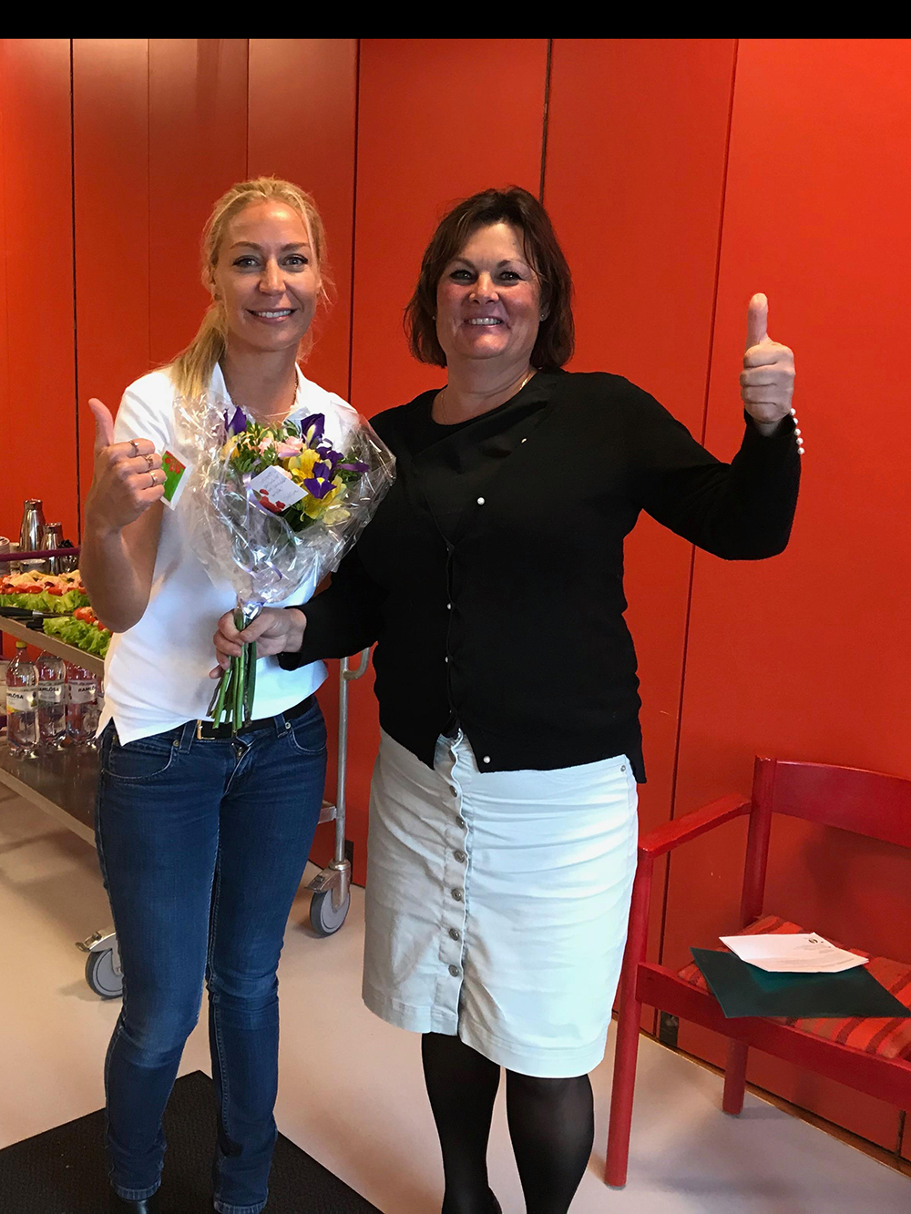Camilla Rosengren från Oral Care och Kristina Nordquist, enhetschef Hagadal