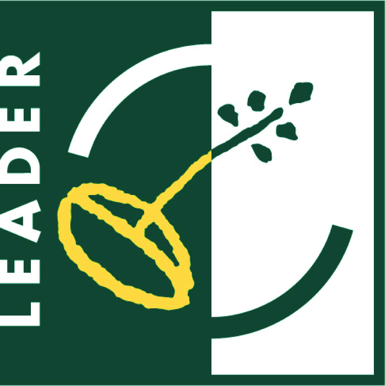 Logotyp, Leader-projekt. Mörkgrön och vit.