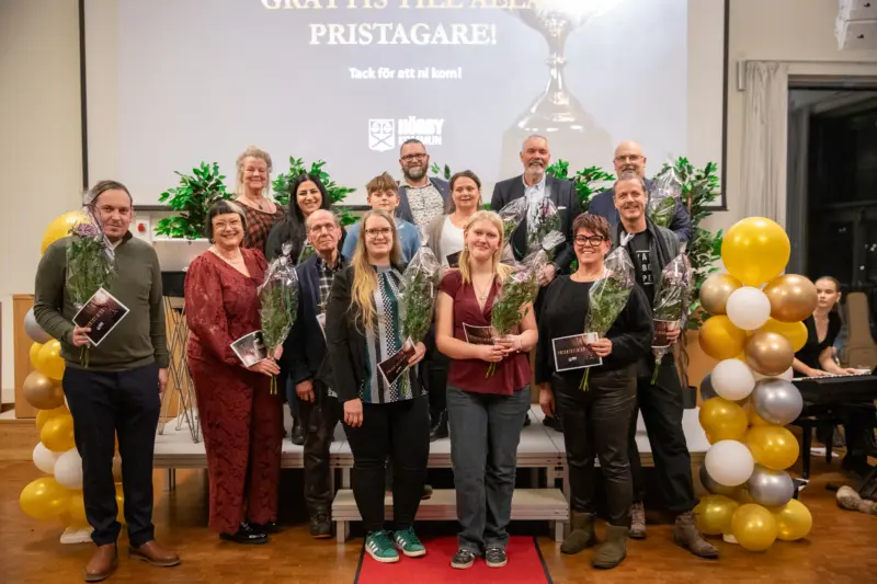 Samtliga nominerade kallades upp p&aring; scenen f&ouml;r att hyllas.